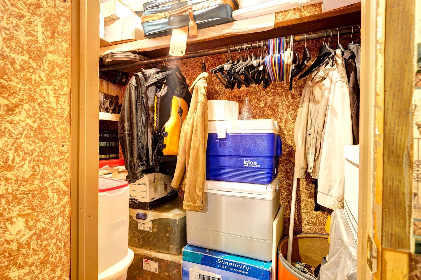 Storage - 6600 57E Avenue, Laval (Laval-Ouest), QC - Indoor Photo Showing Other Room