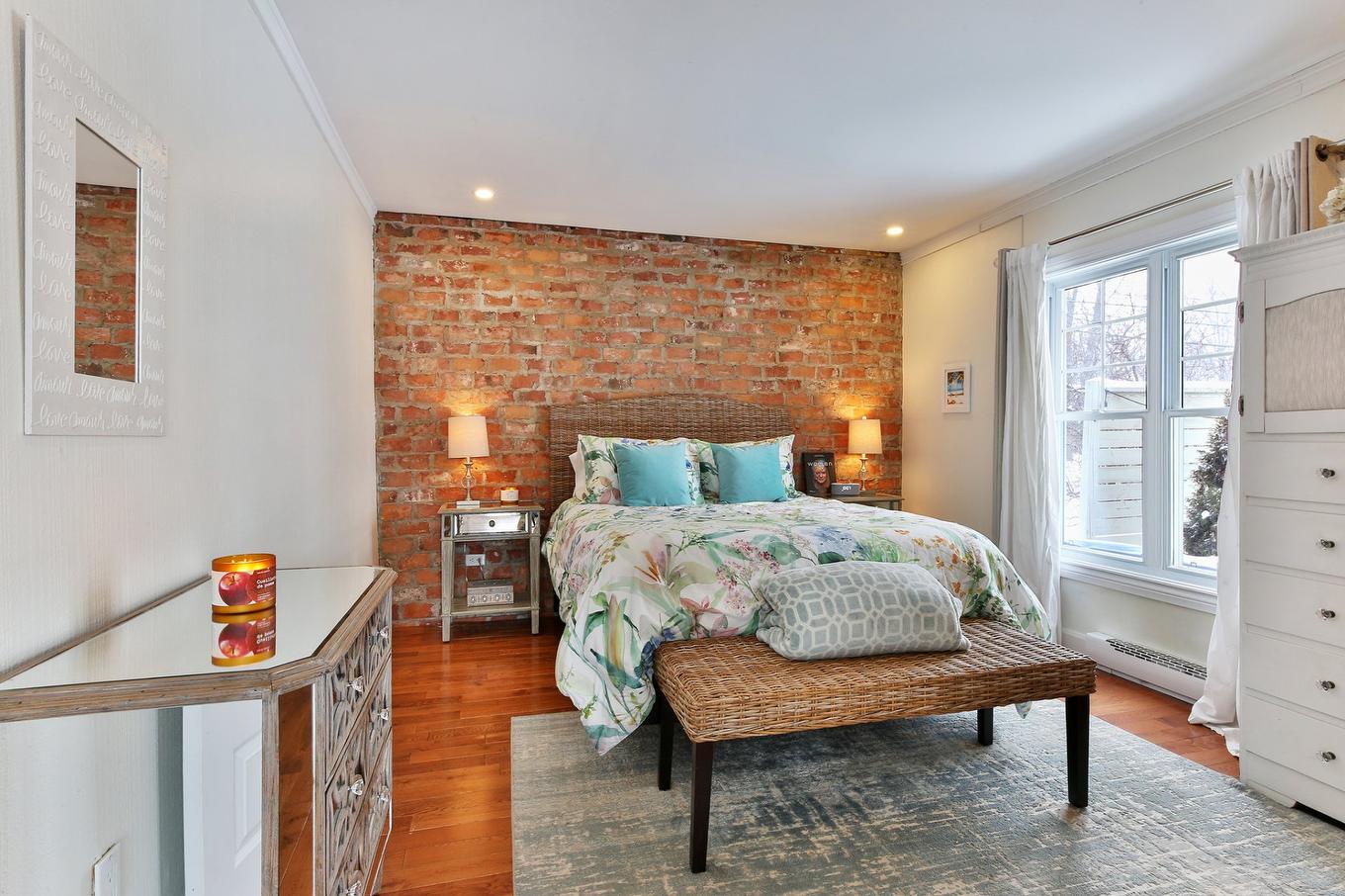Bedroom - 357 Rue Jean-Talon, Saint-Jean-Sur-Richelieu, QC - Indoor Photo Showing Bedroom