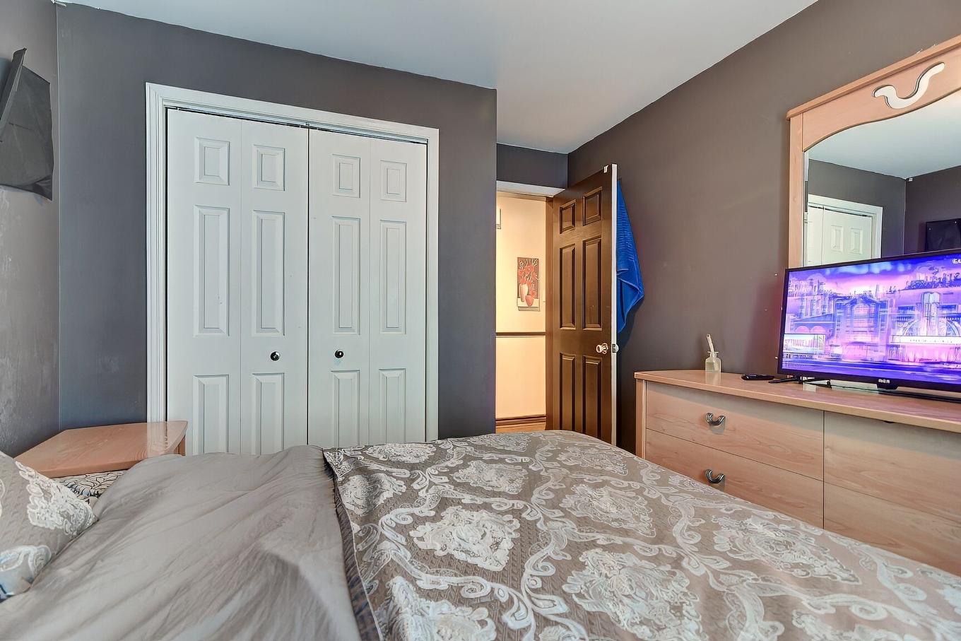 Bedroom - 3261 Rue Du Lilas, Terrebonne (La Plaine), QC - Indoor Photo Showing Bedroom