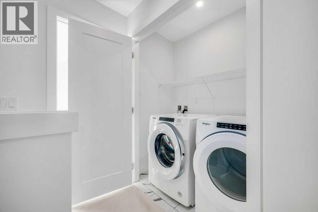 293 Dawson Way, Chestermere, AB - Indoor Photo Showing Laundry Room