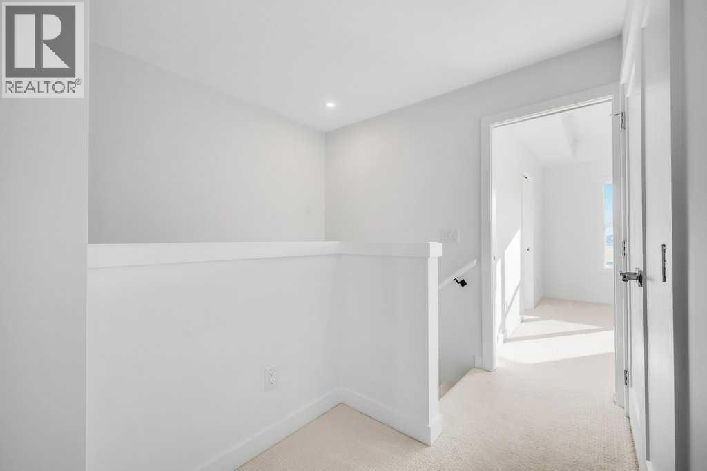 293 Dawson Way, Chestermere, AB - Indoor Photo Showing Other Room