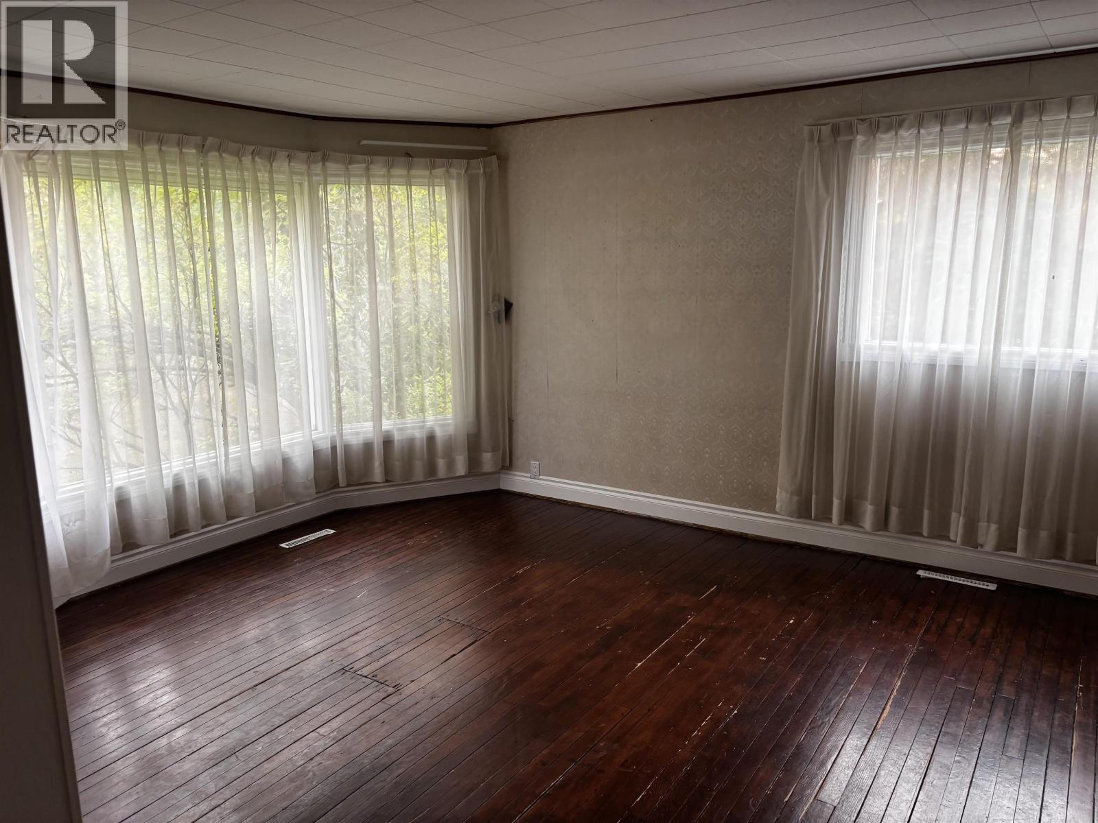 7157 N 97 Highway, Fort St. John, BC - Indoor Photo Showing Other Room