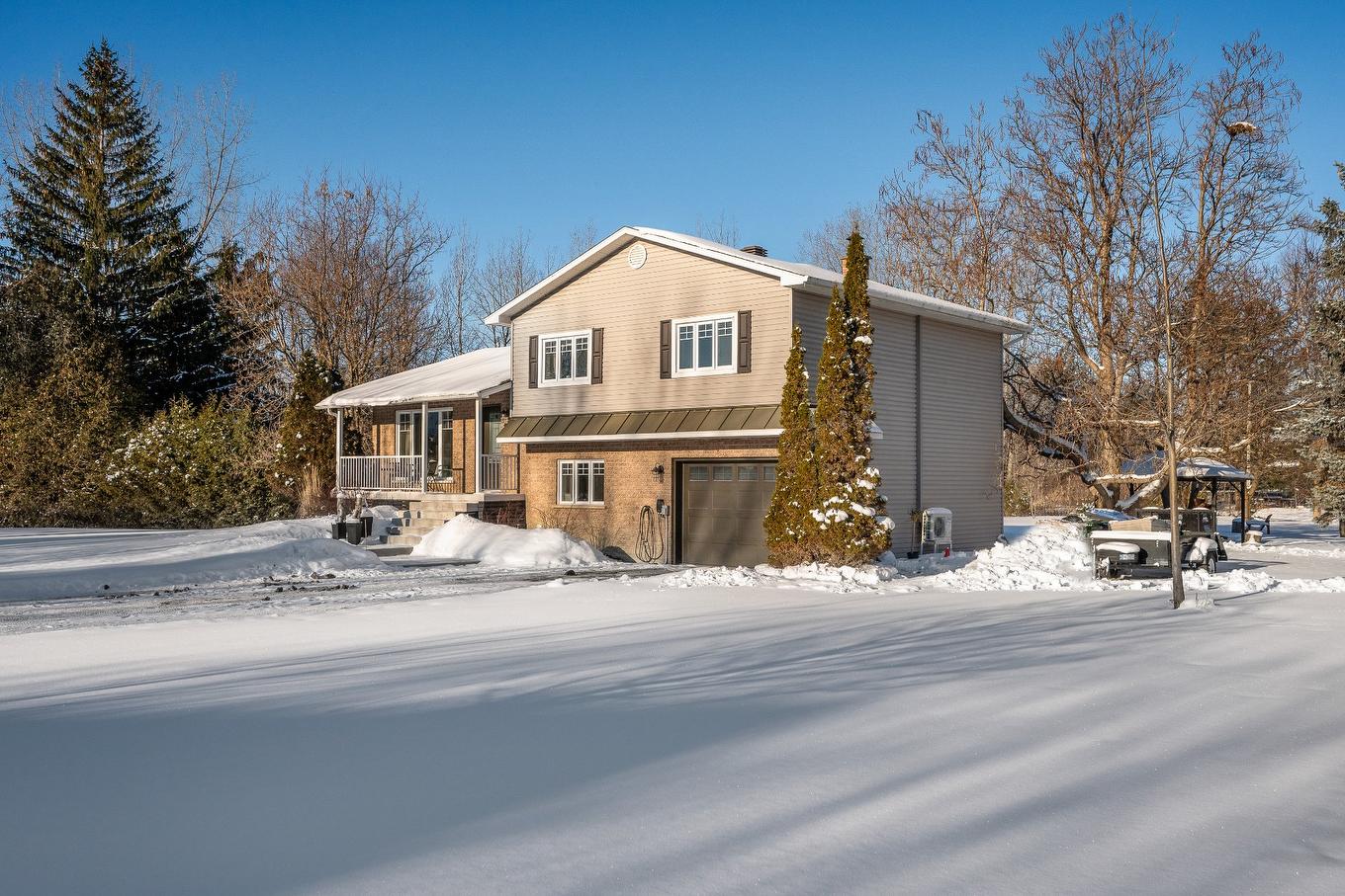 Frontage - 175 Allée Des Cigales, Saint-Jean-Sur-Richelieu, QC - Outdoor