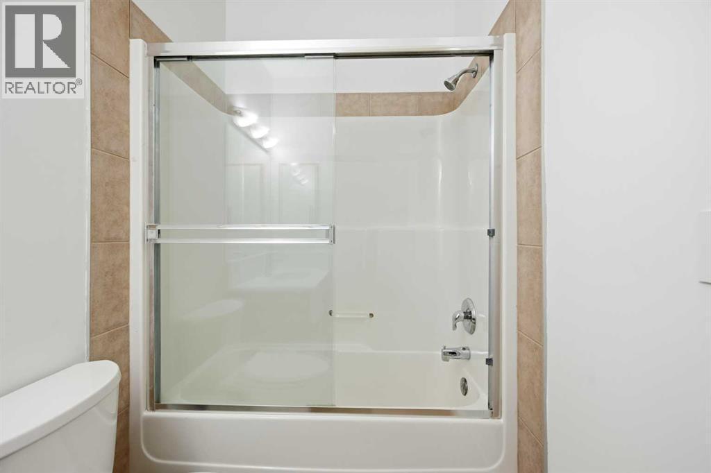 81 Saddlemont Road Ne, Calgary, AB - Indoor Photo Showing Bathroom