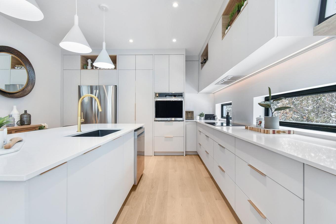 Kitchen - 168Z - 170Z 42E Avenue, Terrebonne (Terrebonne), QC - Indoor Photo Showing Kitchen With Upgraded Kitchen