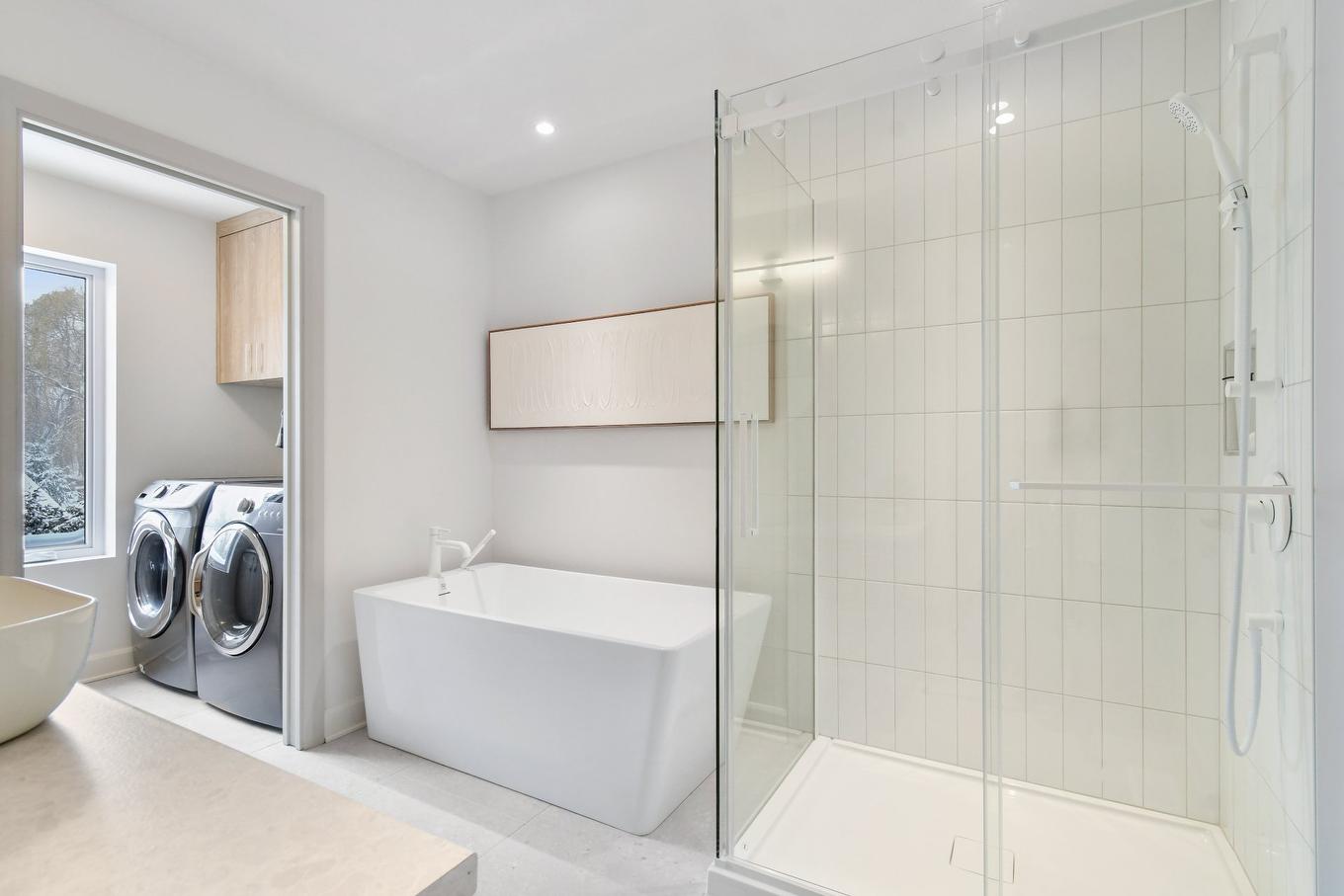 Bathroom - 168Z - 170Z 42E Avenue, Terrebonne (Terrebonne), QC - Indoor Photo Showing Laundry Room
