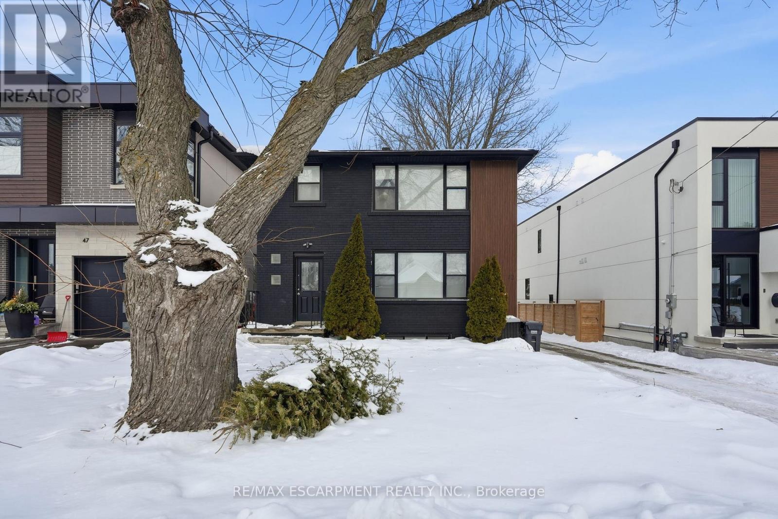 43 Broadview Avenue, Mississauga, ON - Outdoor