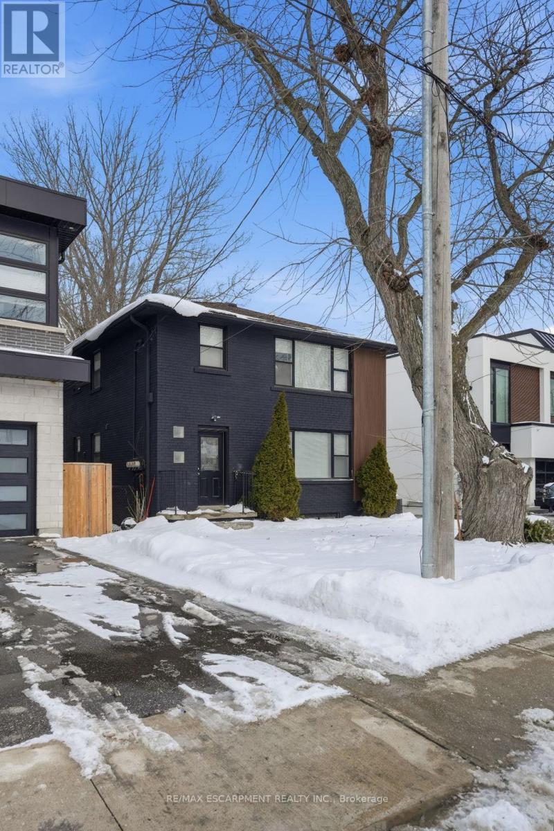 43 Broadview Avenue, Mississauga, ON - Outdoor