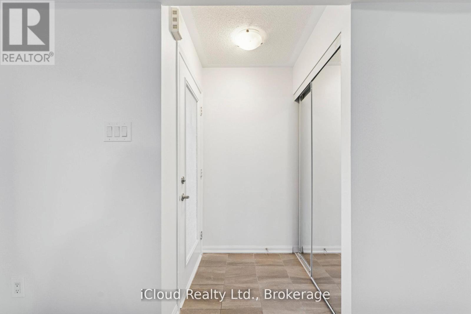 193 - 250 Sunny Meadow Boulevard, Brampton, ON - Photo Showing Other Room