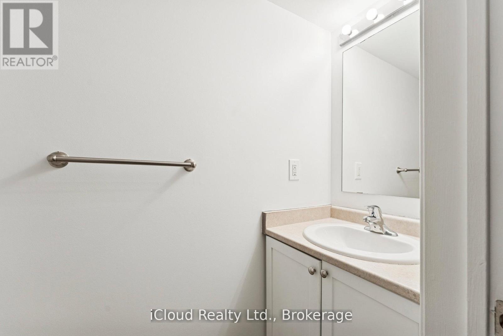 193 - 250 Sunny Meadow Boulevard, Brampton, ON - Indoor Photo Showing Bathroom