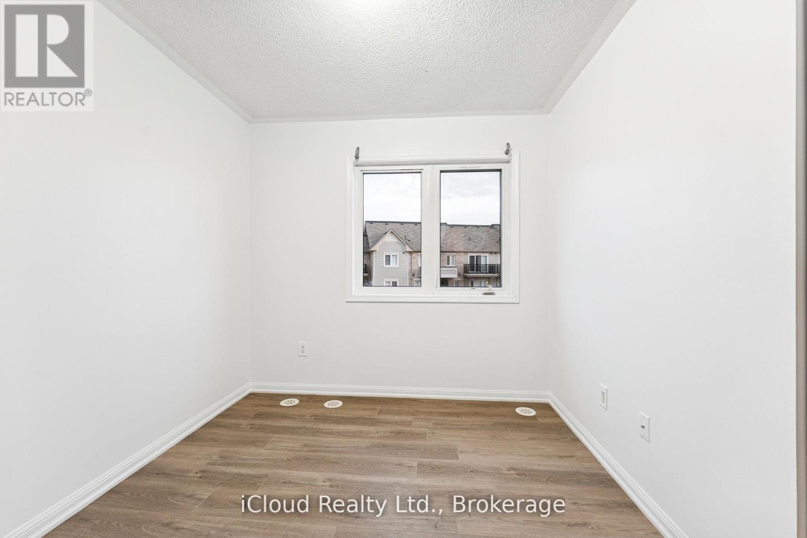 193 - 250 Sunny Meadow Boulevard, Brampton, ON - Indoor Photo Showing Other Room