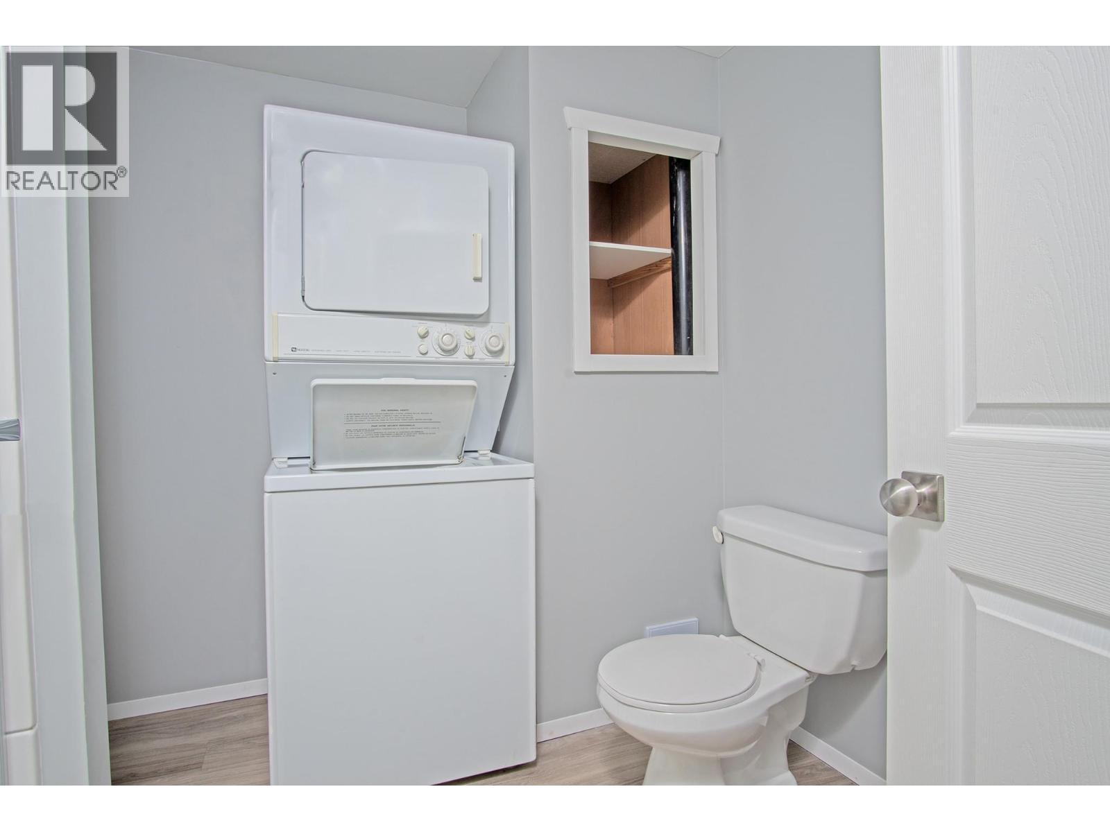 In suite laundry mobile home - 1421 Erickson Road Unit# 21, Creston, BC