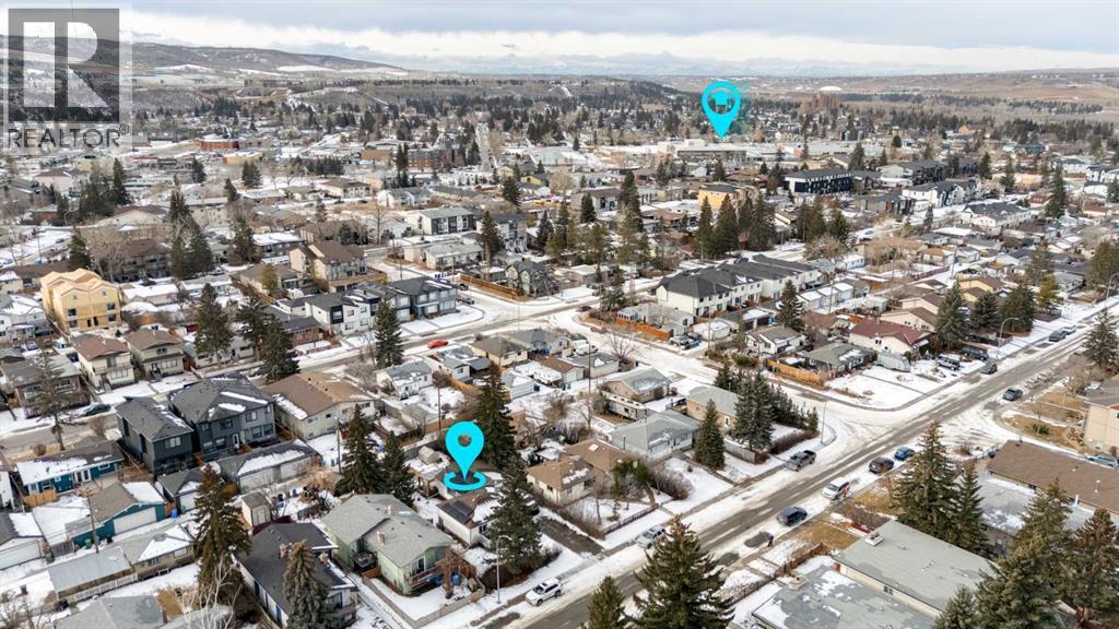 4351 70 Street Nw, Calgary, AB - Outdoor With View