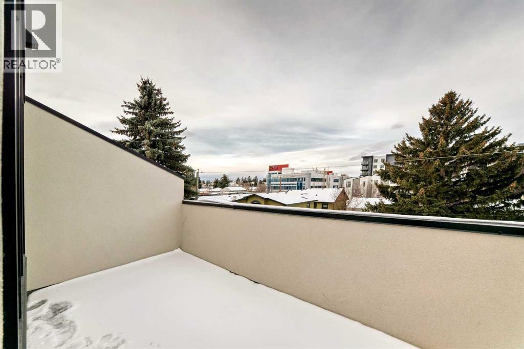 1729 31 Street Sw, Calgary, AB - Outdoor