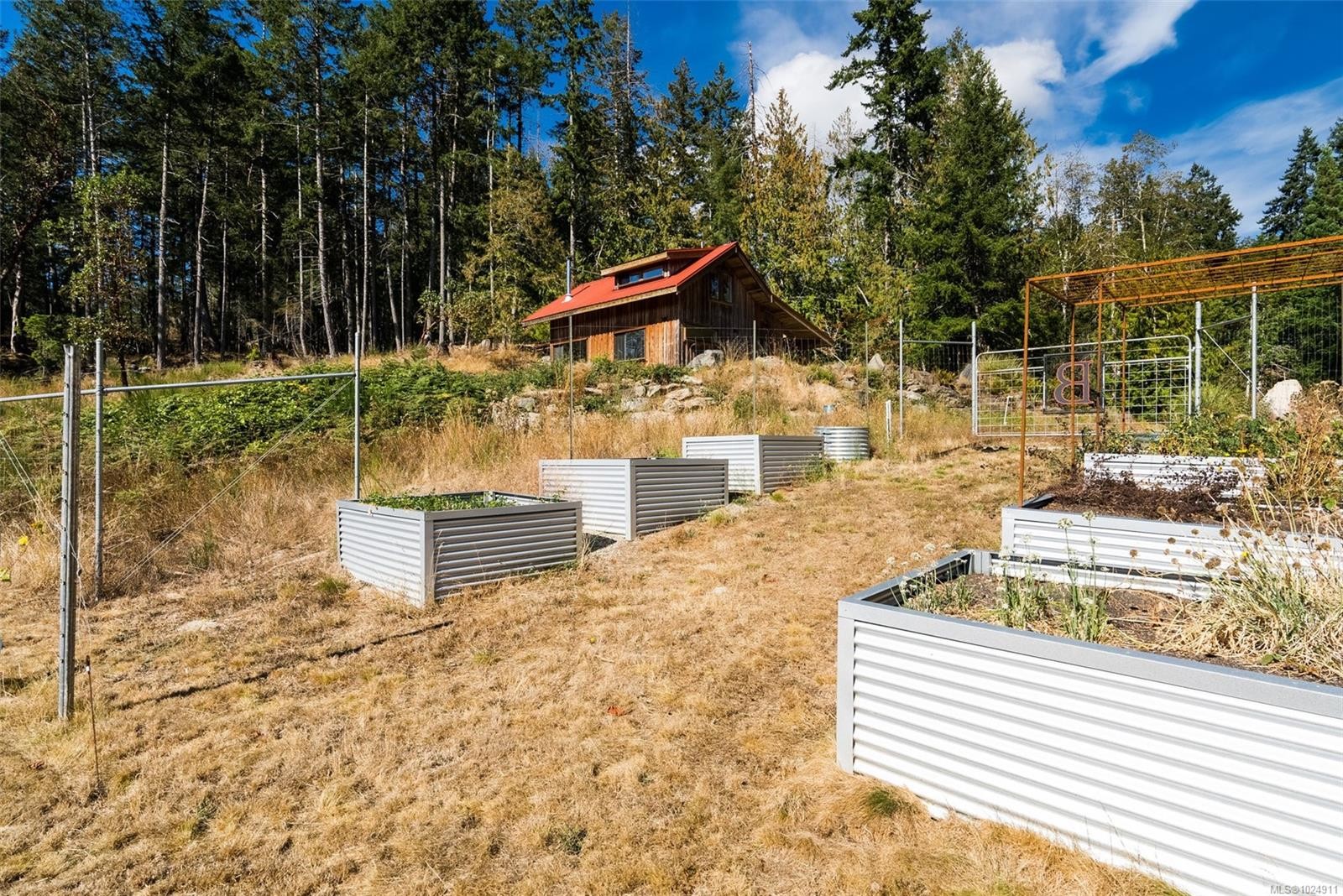 400 Baker Rd, Salt Spring, BC