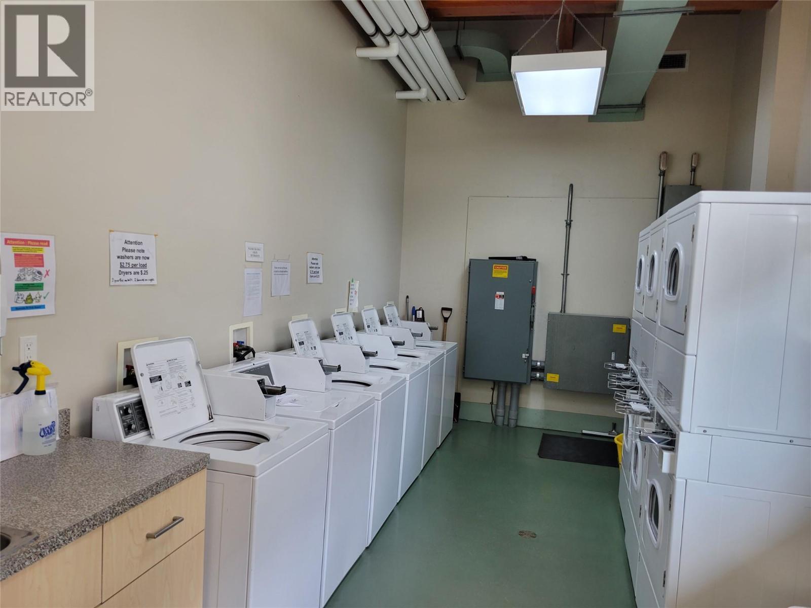 Coin Laundry - 4354 Highway 3 Unit# 79, Keremeos, BC