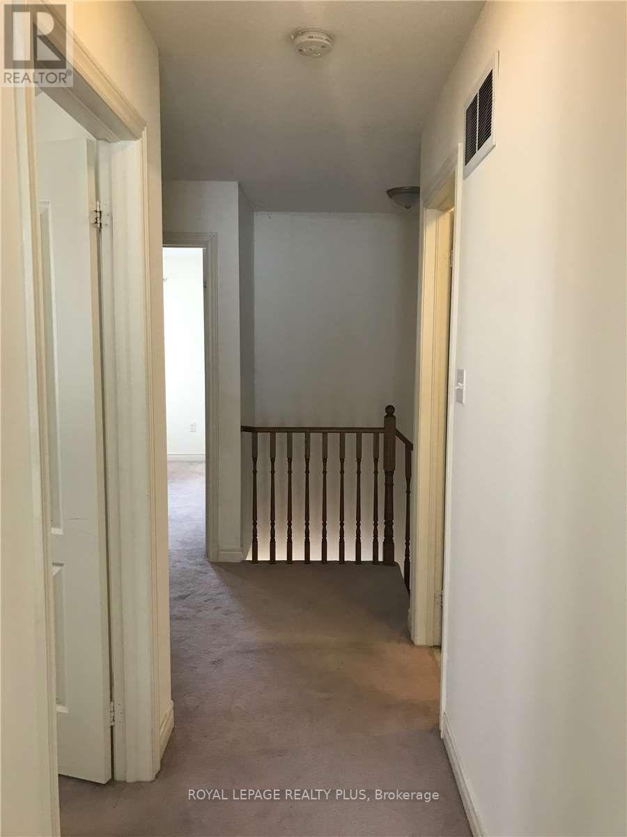 4639 Centretown Way, Mississauga, ON - Indoor Photo Showing Other Room