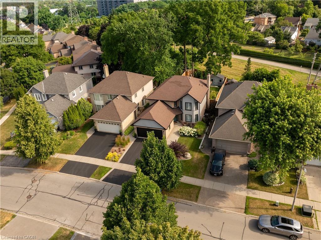 Aerial view of residential area - 697 Lambshead Drive, Burlington, ON - Outdoor