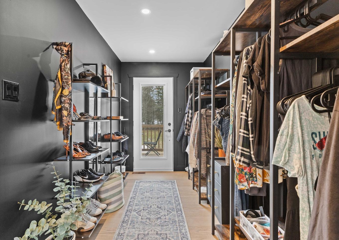 Penderie (Walk-in) - 1358 Rue Des Pins, Magog, QC - Indoor