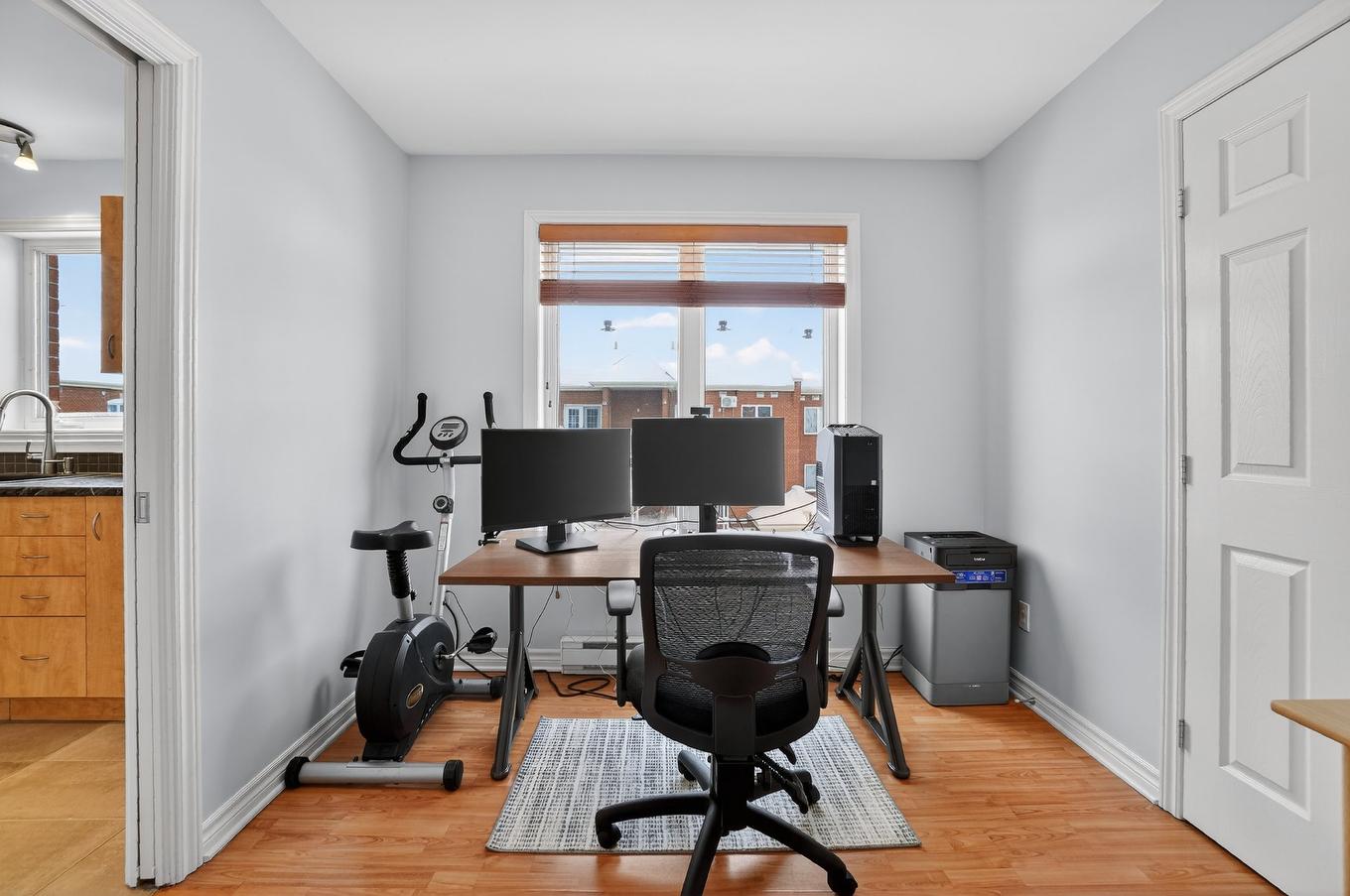 Chambre à coucher - 301-219 Boul. Ste-Rose E., Laval (Auteuil), QC - Indoor Photo Showing Office