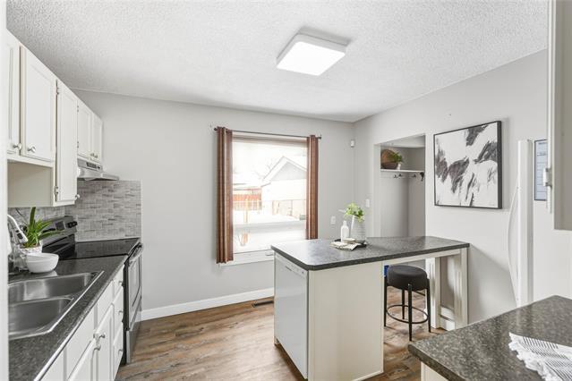 144 Bentley St, Winnipeg, MB