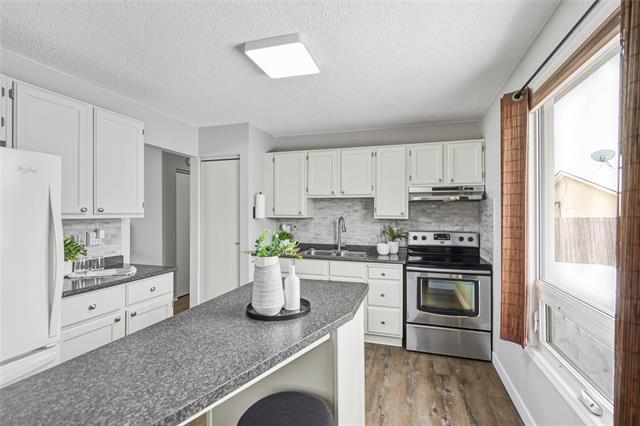 144 Bentley St, Winnipeg, MB