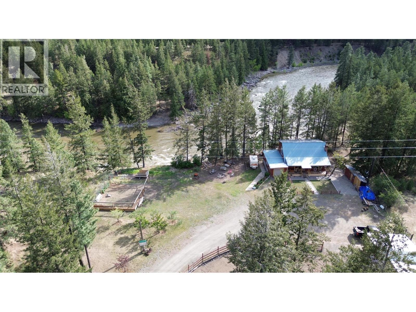 6257 Highway 3, Hedley, BC - Outdoor With View
