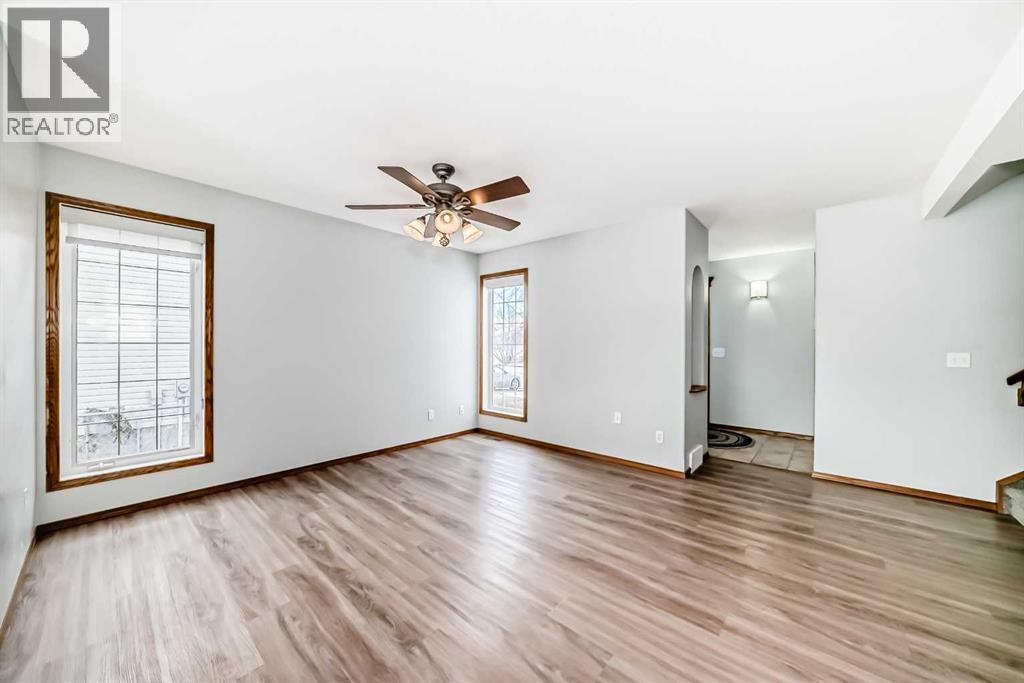 21 Hillview Road, Strathmore, AB - Indoor Photo Showing Other Room