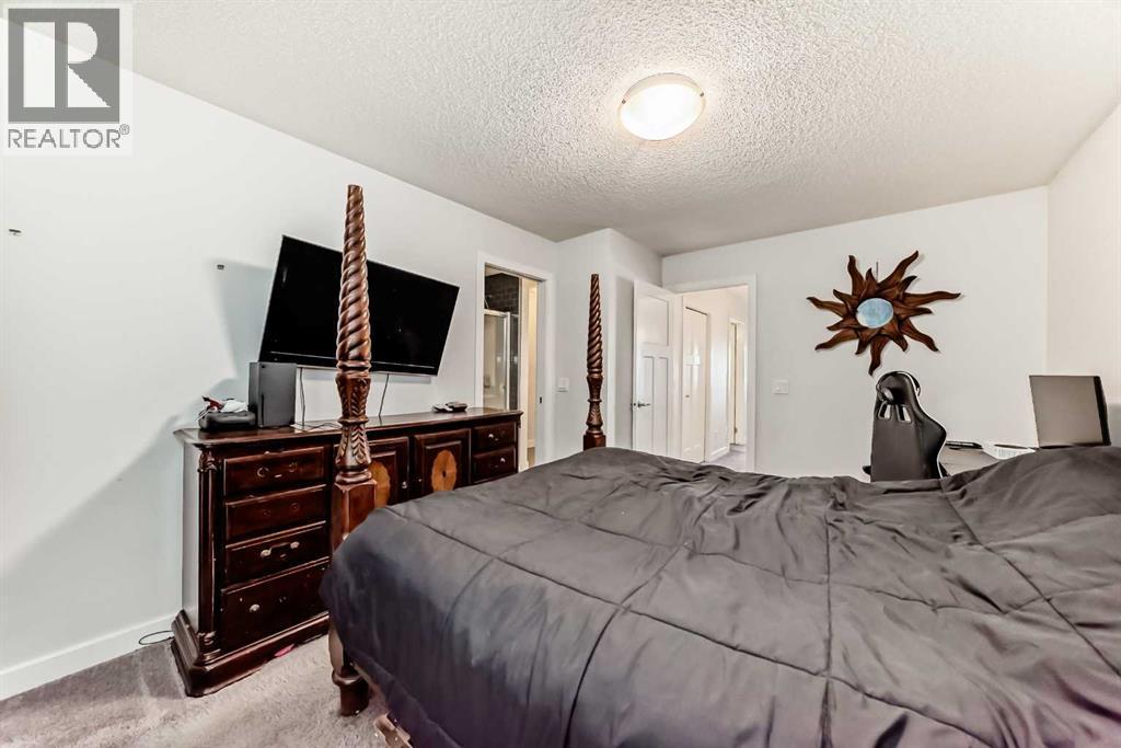 366 Auburn Bay Avenue Se, Calgary, AB - Indoor Photo Showing Bedroom