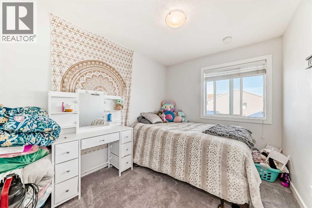 366 Auburn Bay Avenue Se, Calgary, AB - Indoor Photo Showing Bedroom