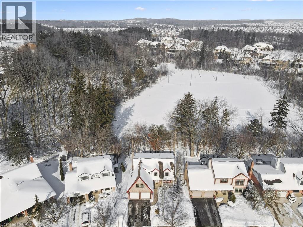 33 Manitoulin Crescent, Kitchener, ON - Outdoor With View