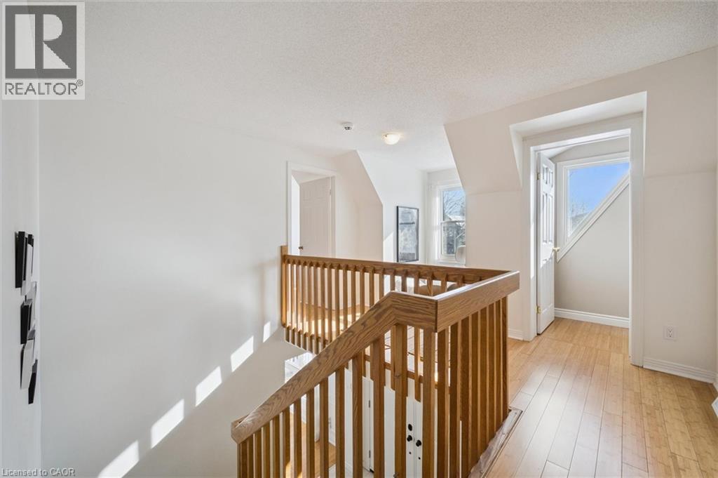 33 Manitoulin Crescent, Kitchener, ON - Indoor Photo Showing Other Room