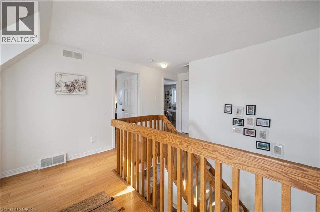 33 Manitoulin Crescent, Kitchener, ON - Indoor Photo Showing Other Room