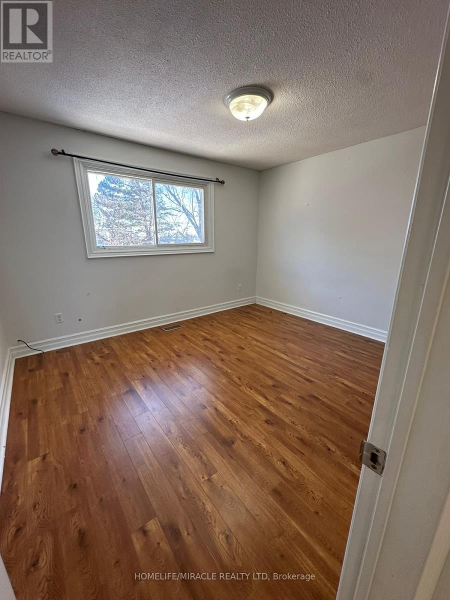 2500 Cobbinshaw Circle, Mississauga, ON - Indoor Photo Showing Other Room