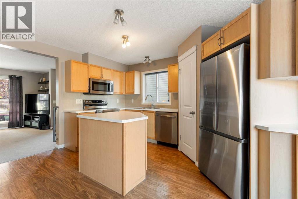 133 Auburn Bay View Se, Calgary, AB - Indoor Photo Showing Kitchen