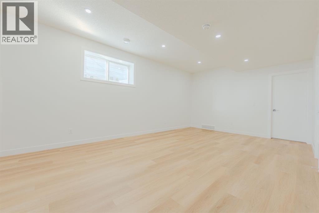 1975 Mccaskill Drive, Crossfield, AB - Indoor Photo Showing Other Room