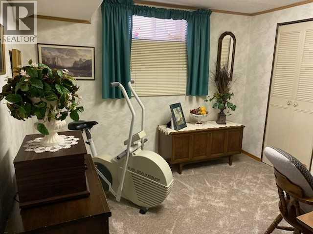 Bedroom - 6311 Pineridge Road Ne, Calgary, AB - Indoor