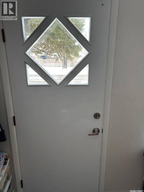 A And B 402 Ash Street E, Saskatoon, SK - Indoor Photo Showing Other Room