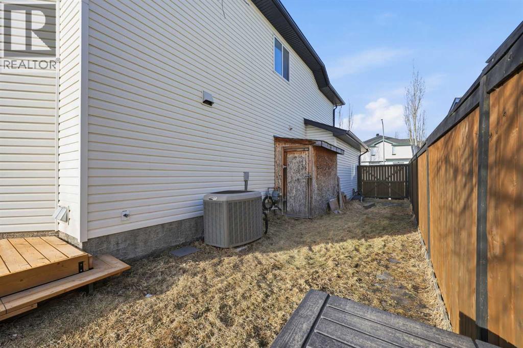 291 Springmere Link Sw, Chestermere, AB - Outdoor With Exterior