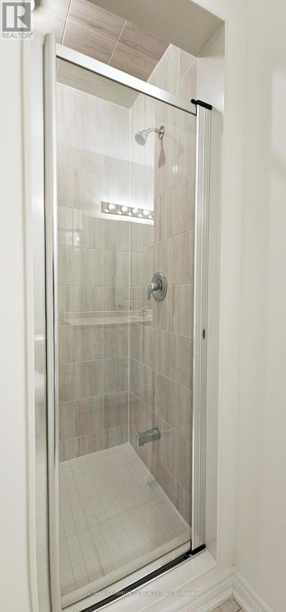 3136 Sideline 16, Pickering, ON - Indoor Photo Showing Bathroom