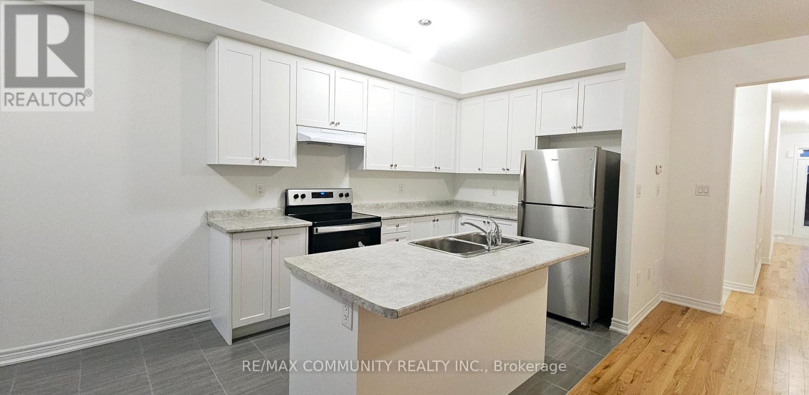 3136 Sideline 16, Pickering, ON - Indoor Photo Showing Kitchen With Double Sink