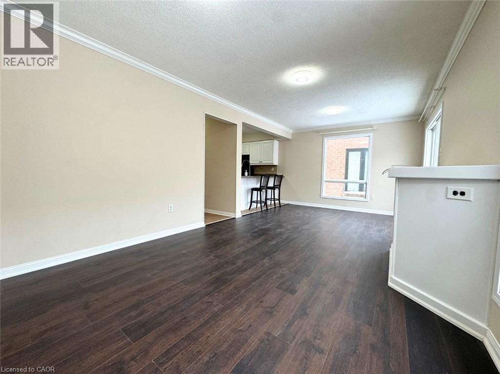 2218 Shadetree Avenue, Burlington, ON - Indoor