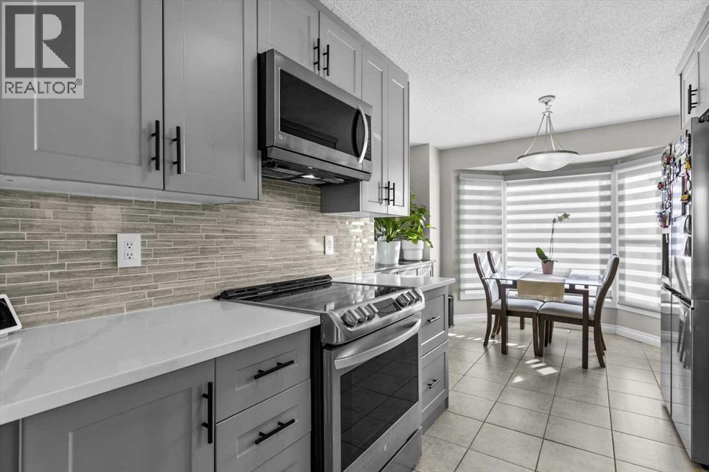 78 Templeson Crescent Ne, Calgary, AB - Indoor Photo Showing Kitchen With Upgraded Kitchen