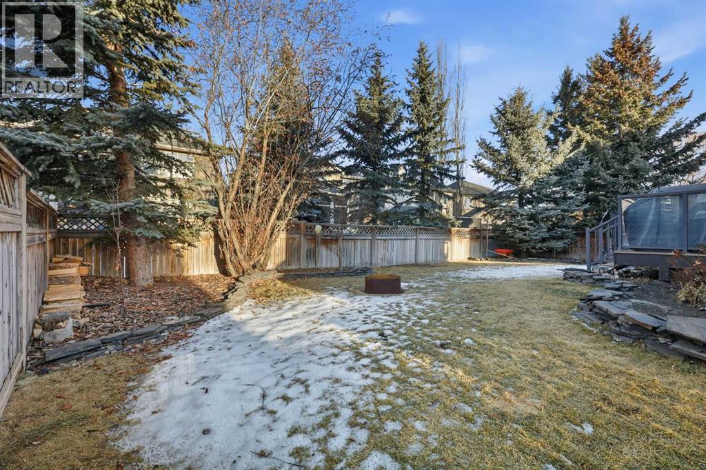 307 Valley Crest Court Nw, Calgary, AB - Outdoor