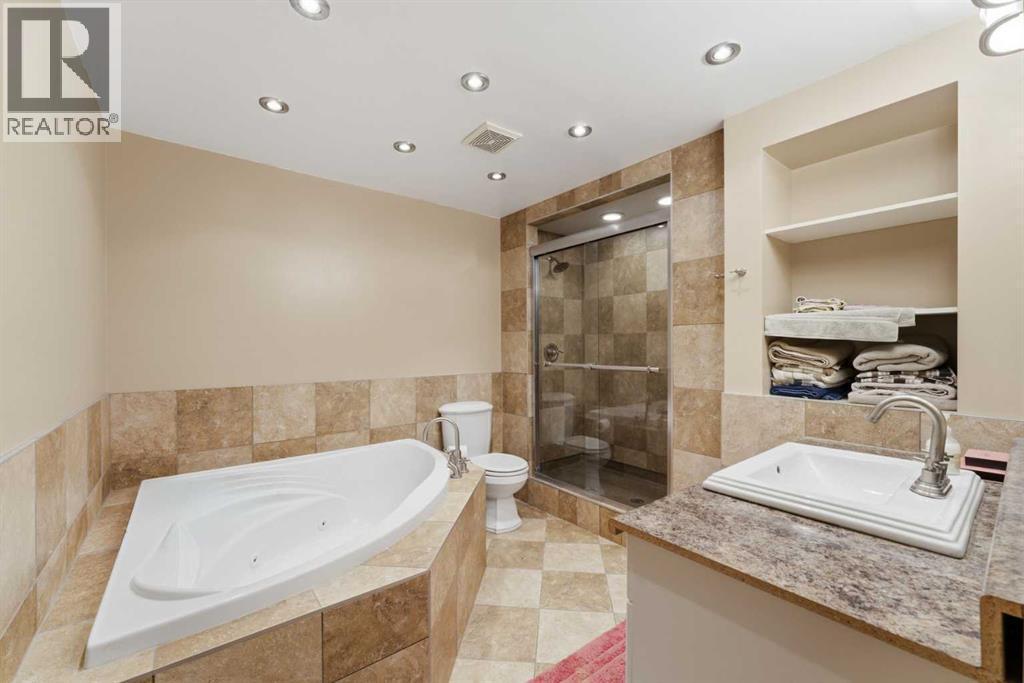 96 Abberfield Crescent Ne, Calgary, AB - Indoor Photo Showing Bathroom