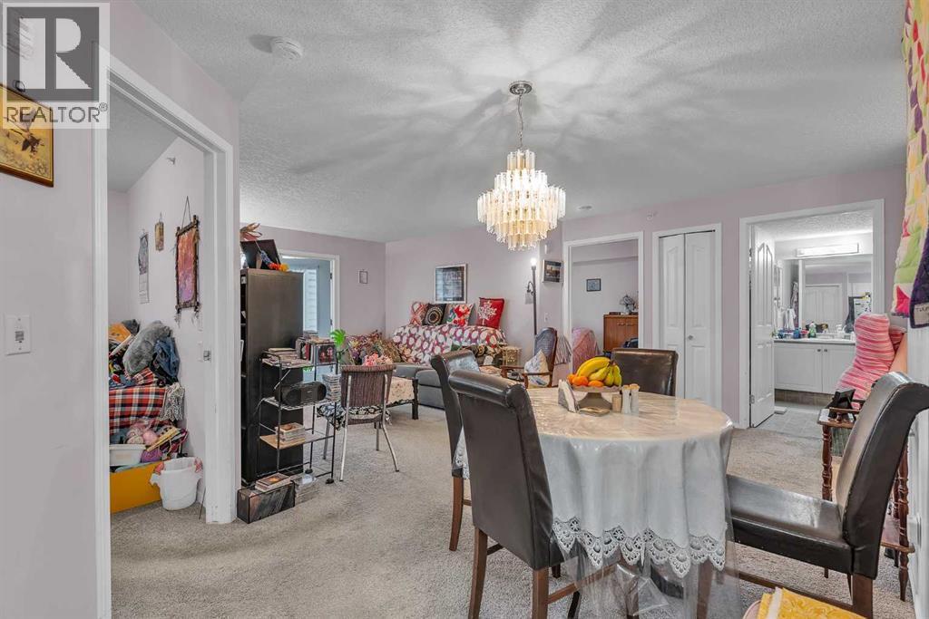 3340, 6818 Pinecliff Grove Ne, Calgary, AB - Indoor Photo Showing Dining Room