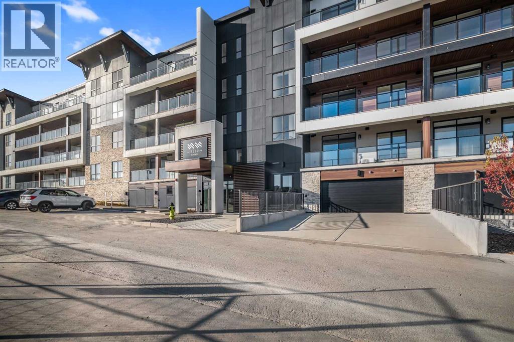 7209, 1802 Mahogany Boulevard, Calgary, AB - Outdoor With Balcony With Facade