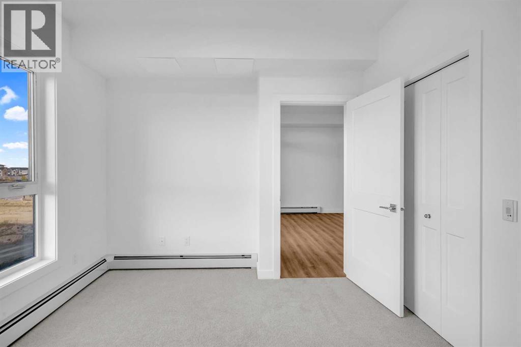 7209, 1802 Mahogany Boulevard, Calgary, AB - Indoor Photo Showing Other Room