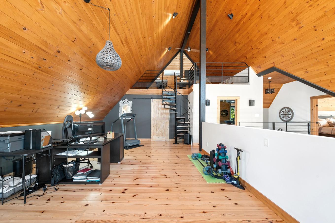 Vue d'ensemble - 55 Rue Du Soleil, Saint-Hippolyte, QC - Indoor Photo Showing Other Room