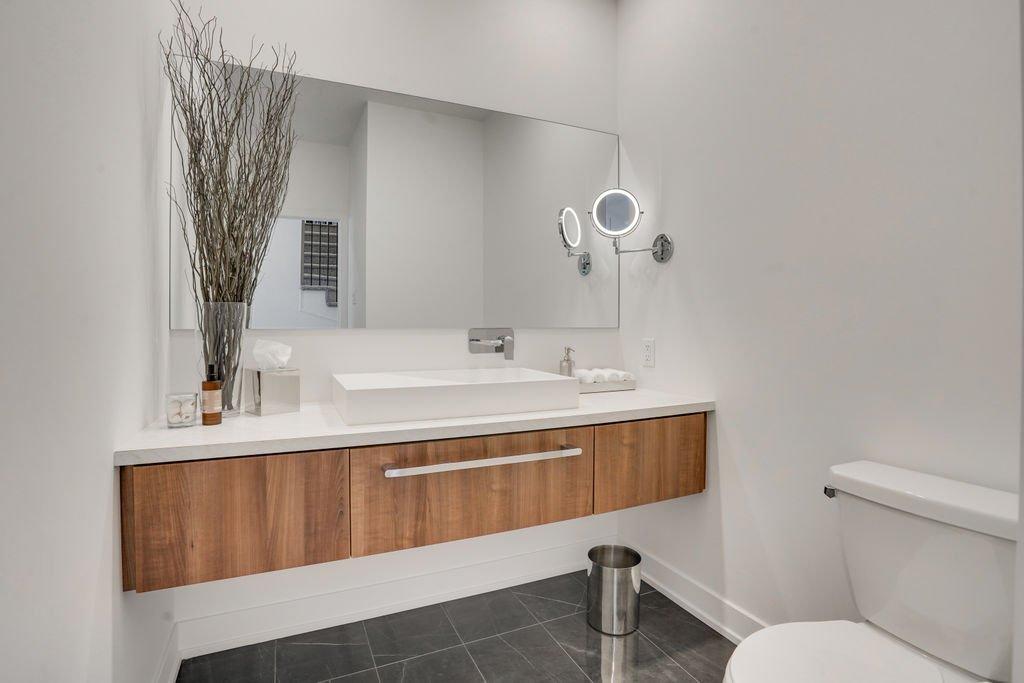 Powder room - 319 Rue De La Sève, Gatineau (Gatineau), QC - Indoor Photo Showing Bathroom